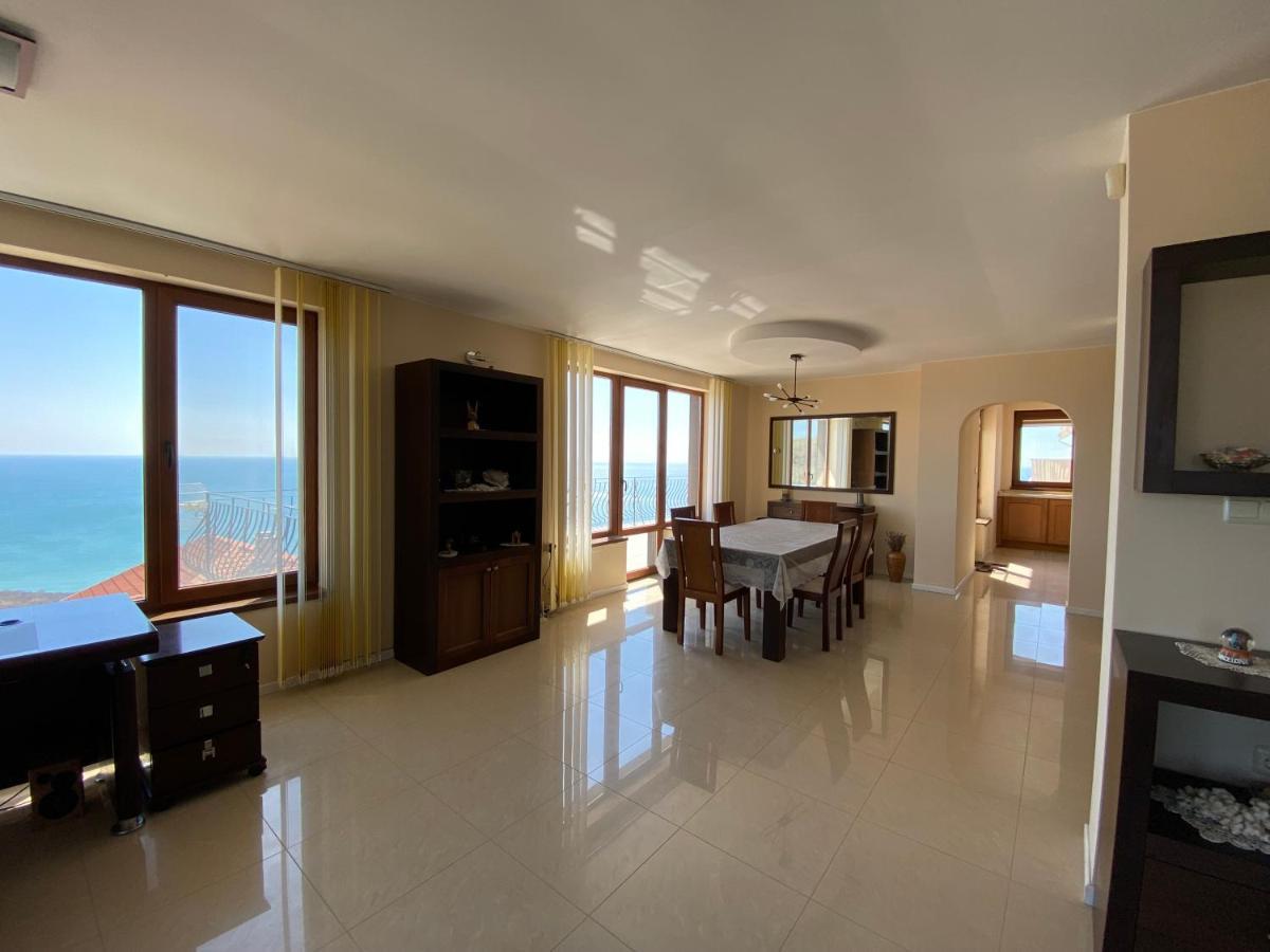 Sea Sunrise Vila Balchik Exterior photo